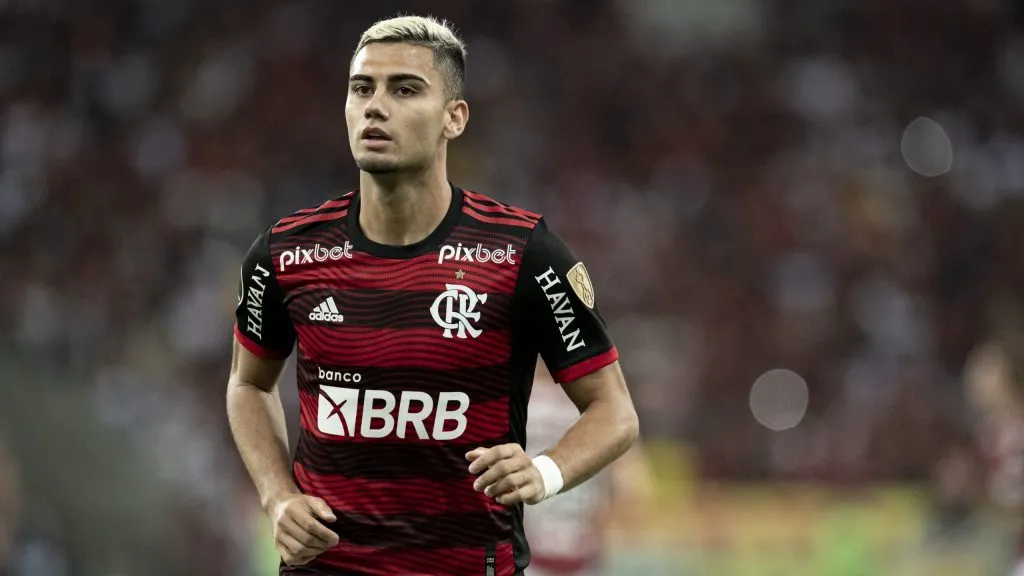 Meio-campista quase assinou com o Alviverde