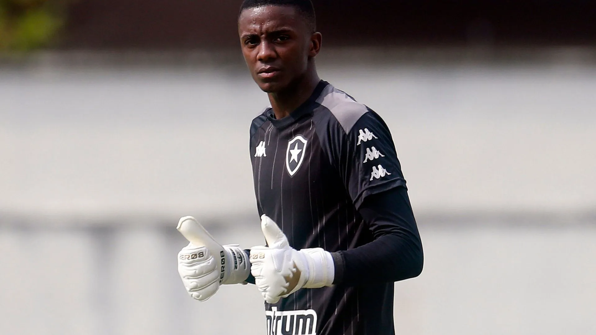 Andrew volta ao radar do Botafogo após saída turbulenta e crescimento no futebol português - Foto Foto Vitor SilvaBotafogo