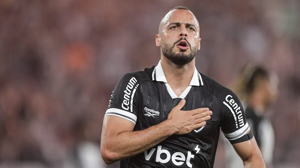 Arthur Cabral