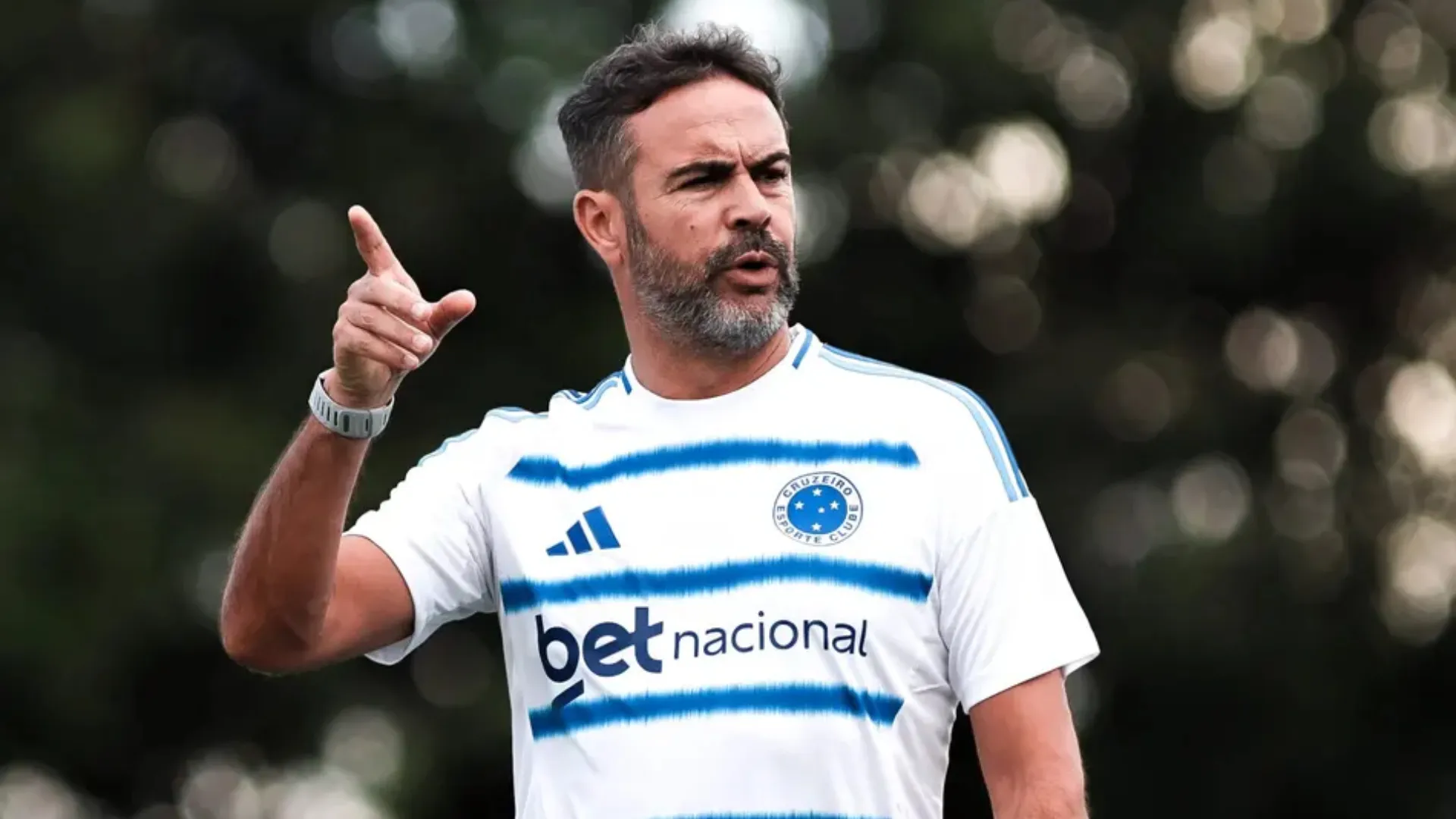 Artur Jorge irá estrear pelo Cruzeiro contra o Vitória – Foto: Gustavo Martins/ Cruzeiro