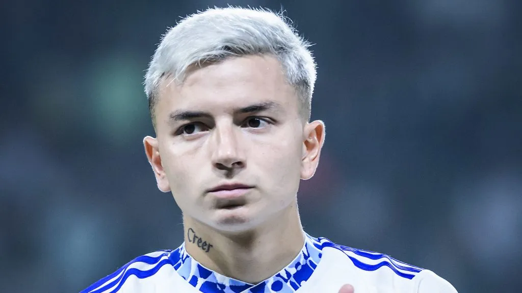 Santos quer contratar Barreal