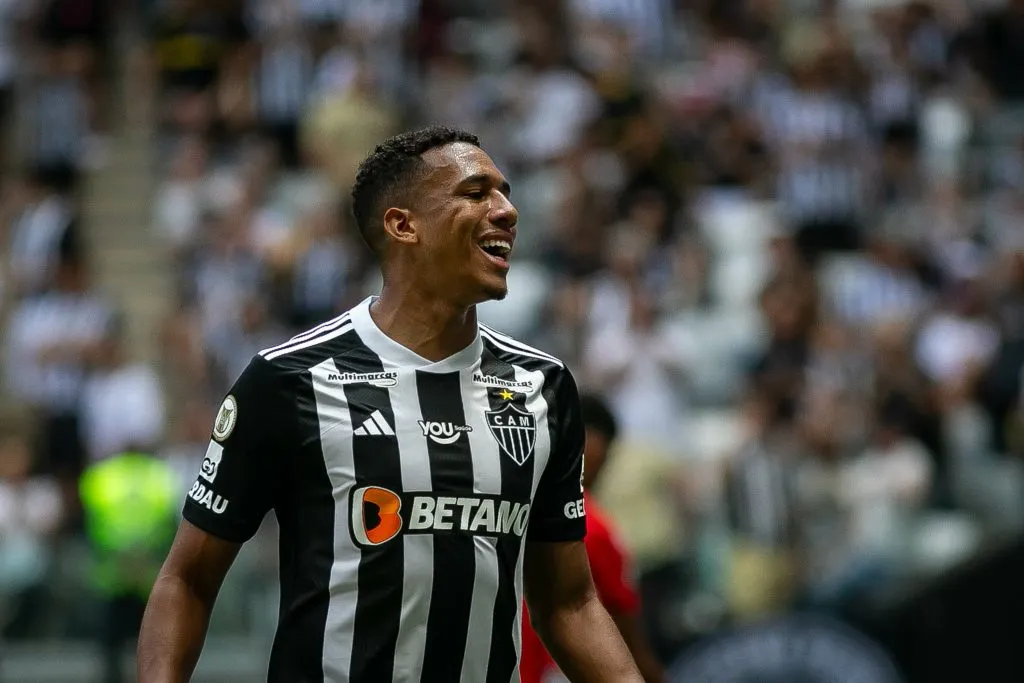 Brahian Palacios, jogador do Atletico-MG, durante partida contra o Atletico-GO no estadio Arena MRV pelo campeonato Brasileiro A 2024. Foto: Fernando Moreno/AGIF