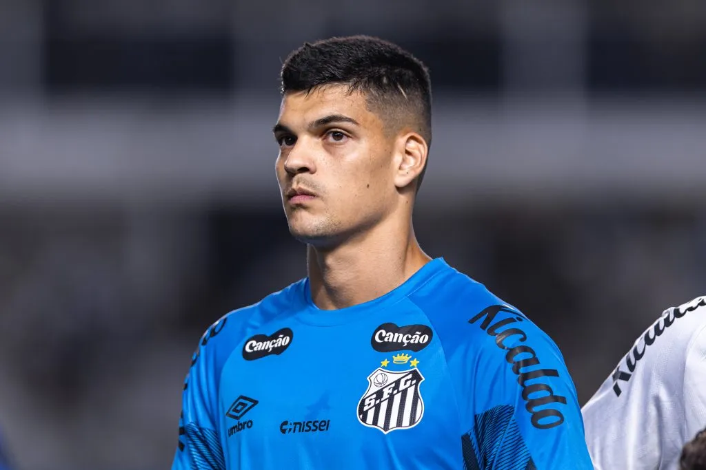 Goleiro chama atenção do futebol europeu. Foto: Abner Dourado/AGIF