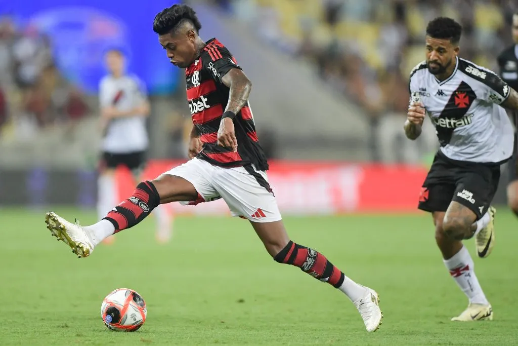 Bruno Henrique diante do Vasco. Foto: Thiago Ribeiro/AGIF