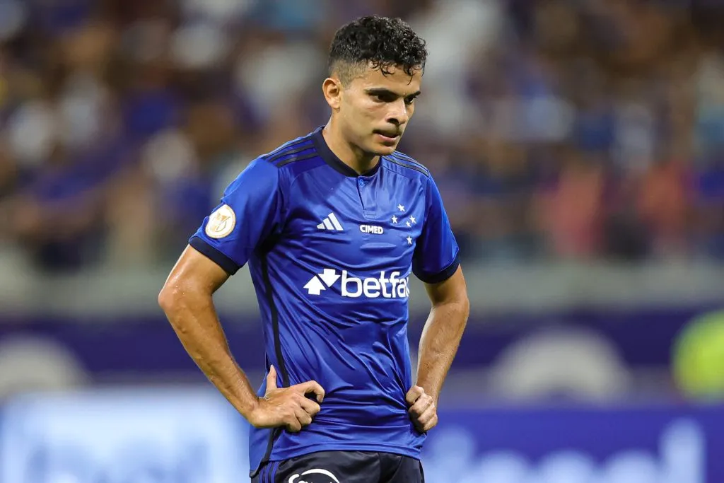 Bruno Rodrigues em partida pelo Cruzeiro. Foto: Gilson Lobo/AGIF