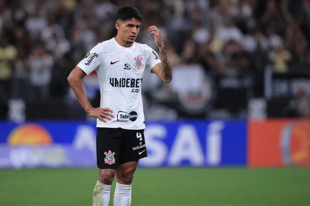 Caetano disputou apenas nove jogos pelo Timão, mas não entra em campo desde o fim do Paulistão – Foto: Ettore Chiereguini/AGIF