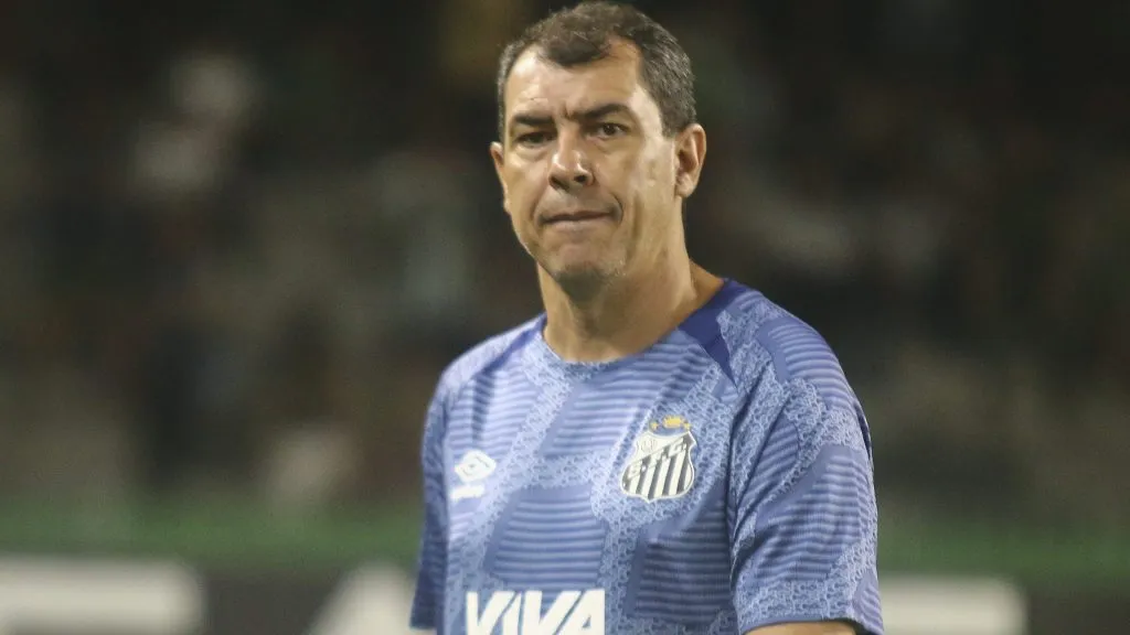 Fabio Carille tecnico do Santos durante partida contra o Coritiba no estadio Couto Pereira pelo campeonato Brasileiro B 2024. Foto: Gabriel Machado/AGIF