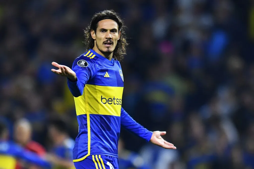 Cavani com a camisa do Boca Juniors. (Foto: Marcelo Endelli/Getty Images)