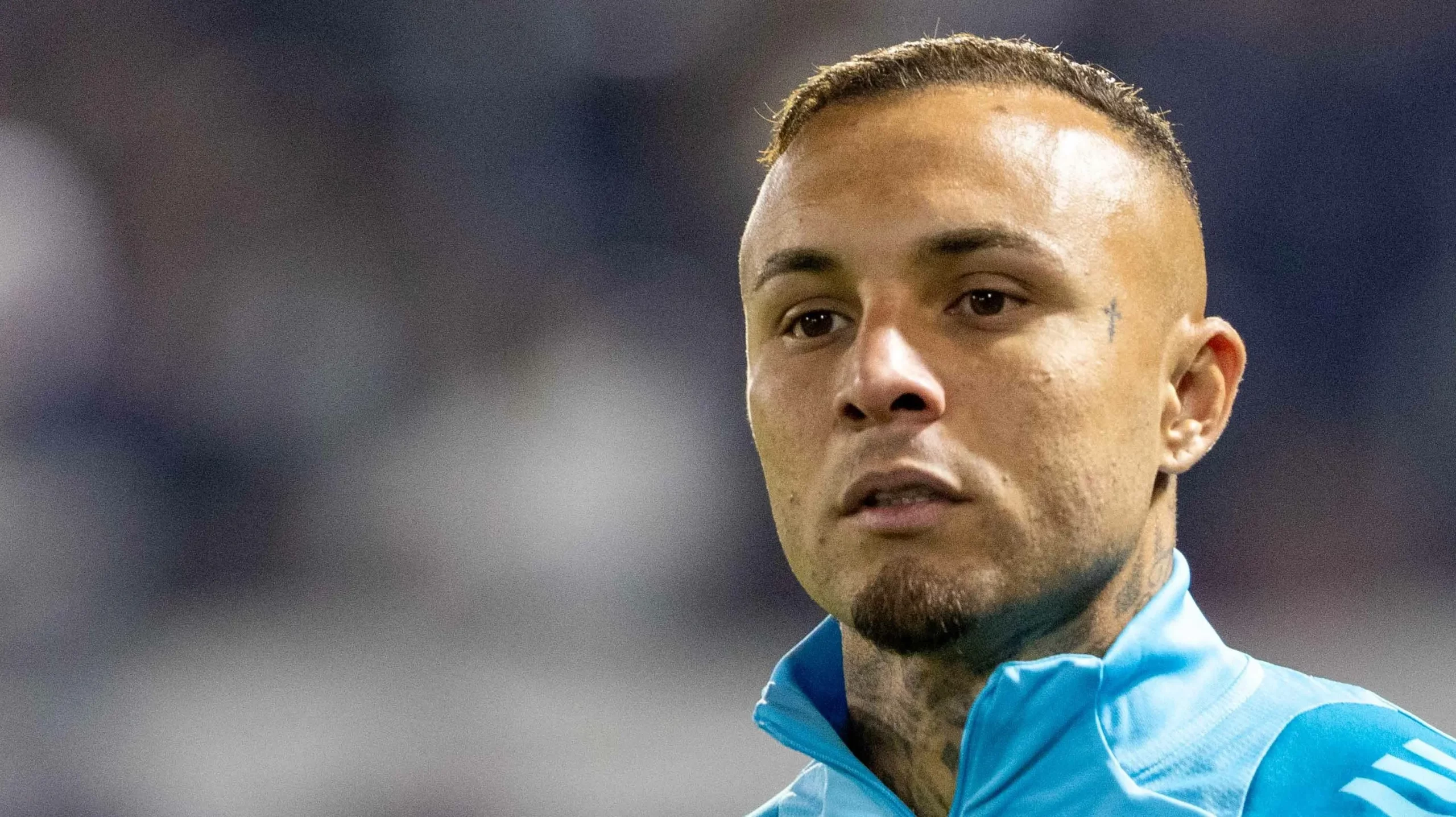 Foto: Joisel Amaral/AGIF – Cebola pode assinar pré-contrato com outro clube a partir de julho.