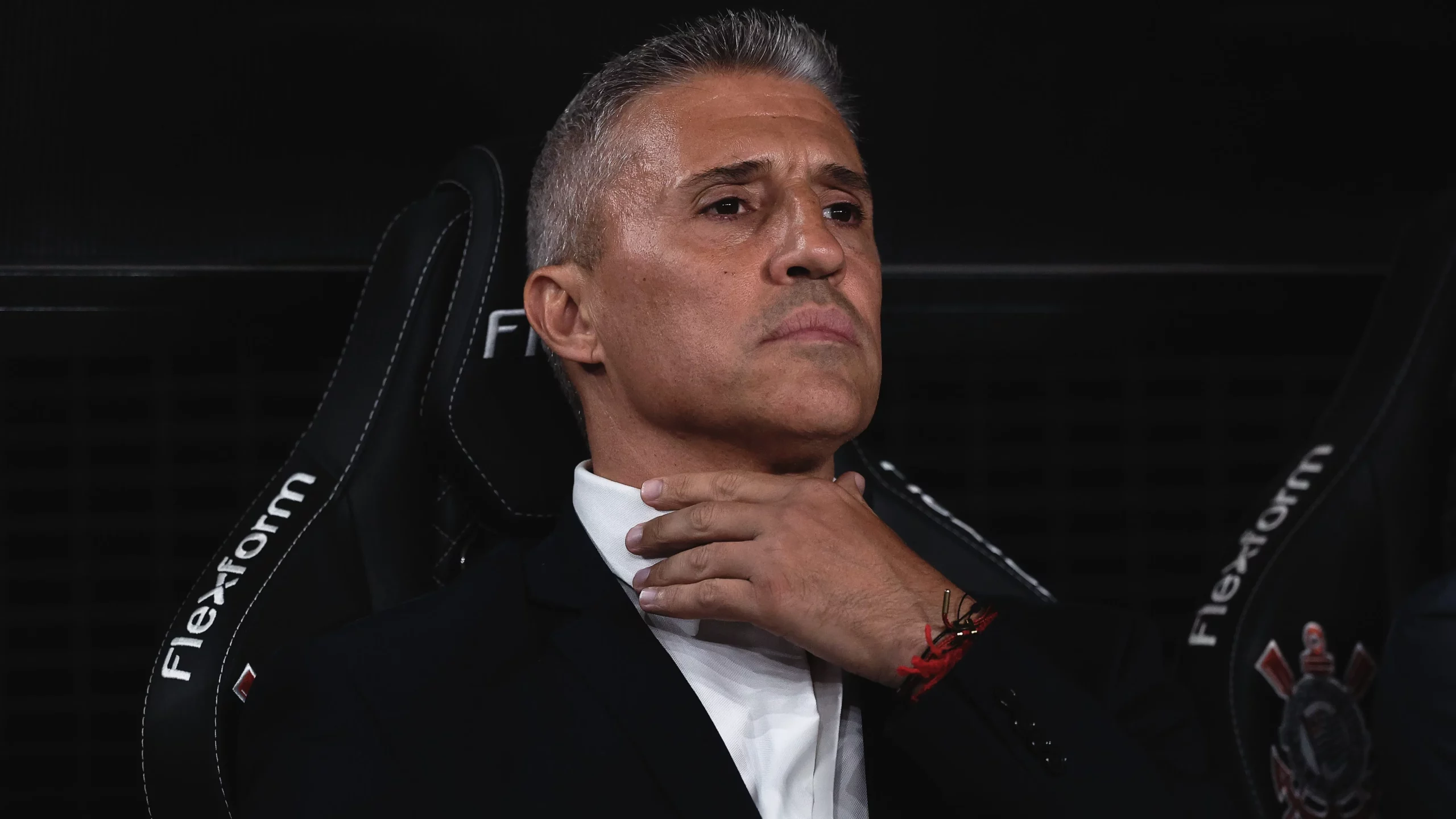 SP – SAO PAULO – 20/11/2025 – BRASILEIRO A 2025, CORINTHIANS X SAO PAULO – Hernan Crespo tecnico do Sao Paulo durante partida contra o Corinthians no estadio Arena Corinthians pelo campeonato Brasileiro A 2025. Foto: Ettore Chiereguini/AGIF