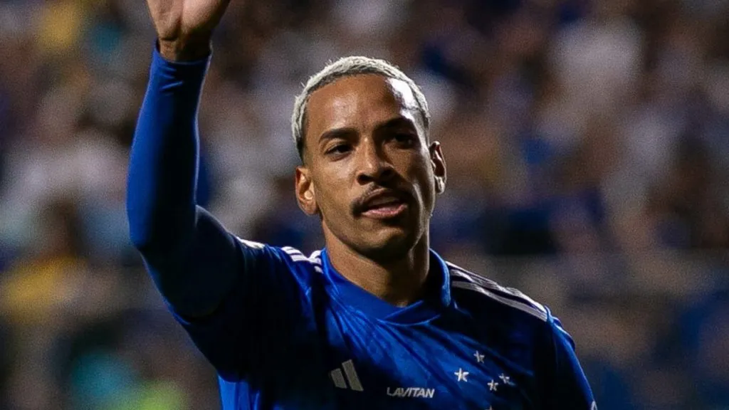 Matheus Pereira no Cruzeiro. Foto: Fernando Moreno/AGIF