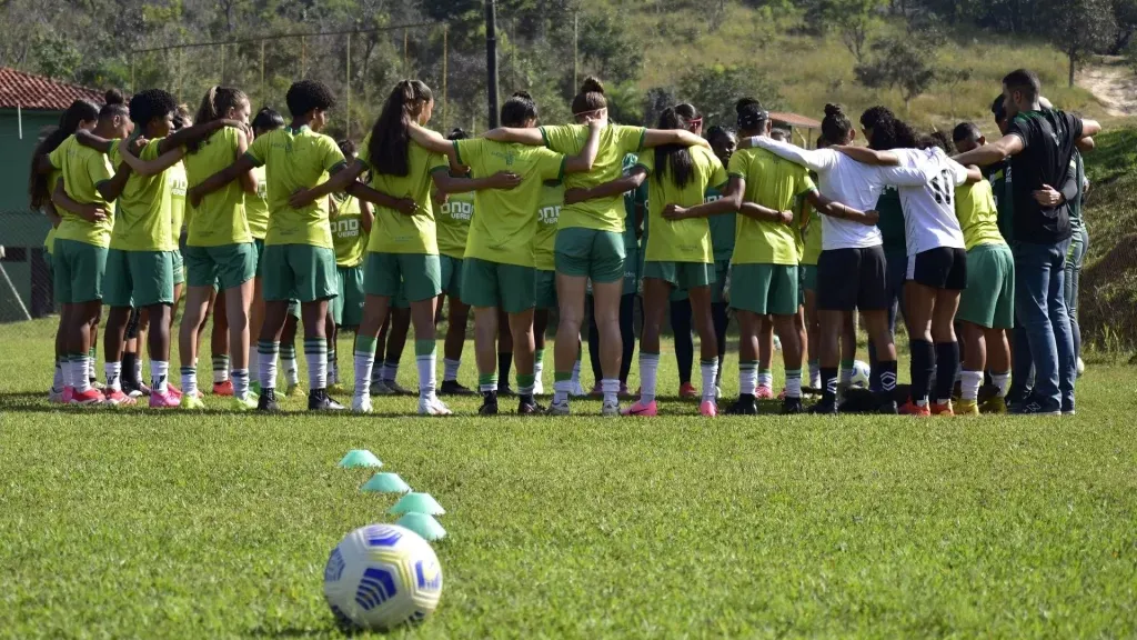 Jogadoras do elenco sub-20 do América Mineiro