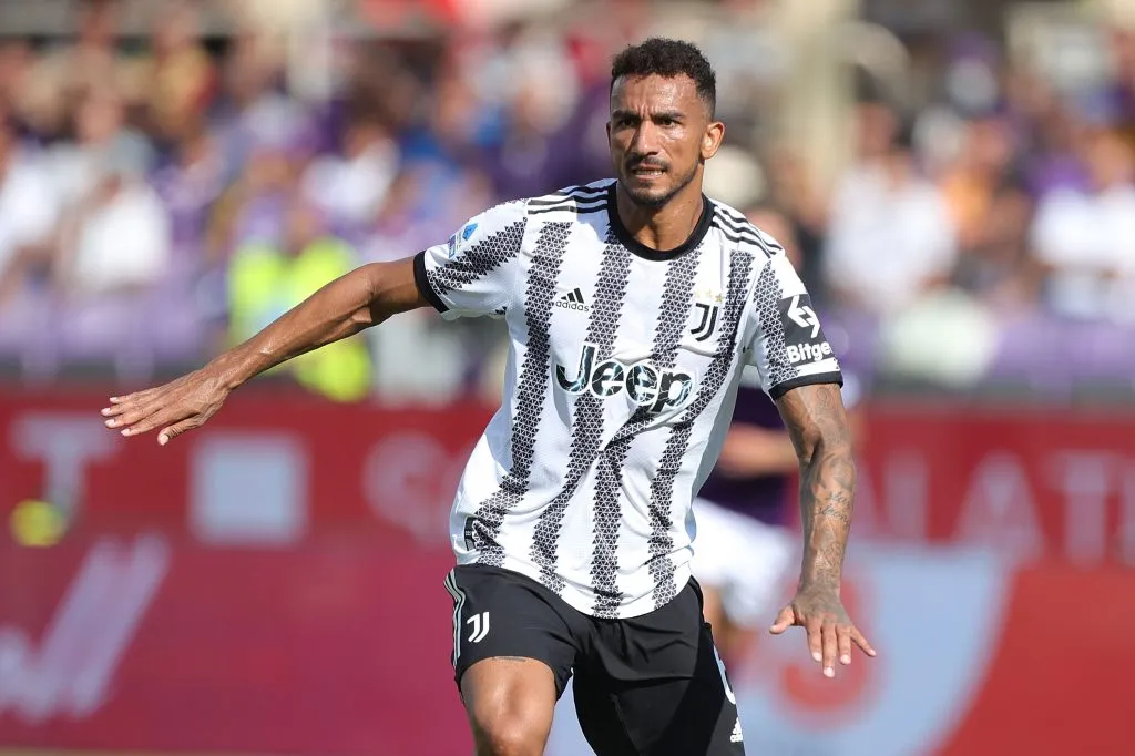 Danilo em jogo. Gabriele Maltinti/Getty Images.