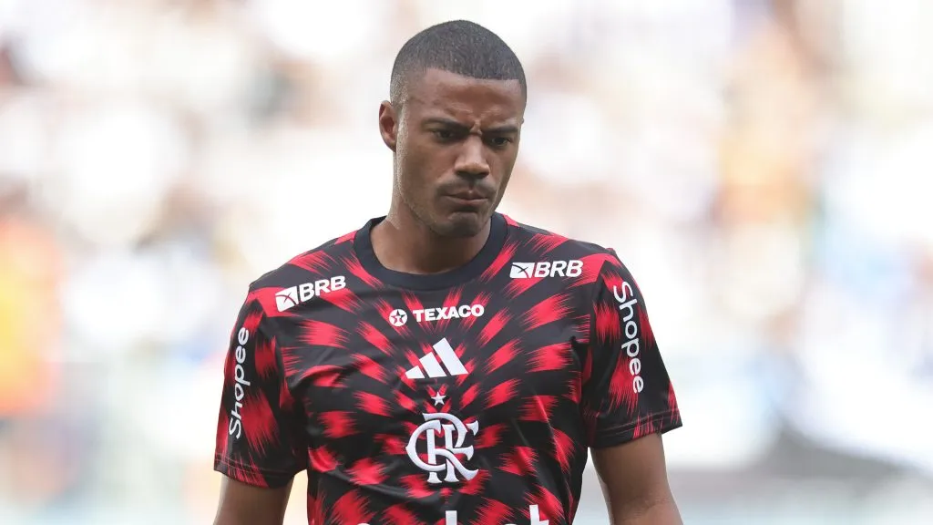 Clube avalia situação do meio-campista