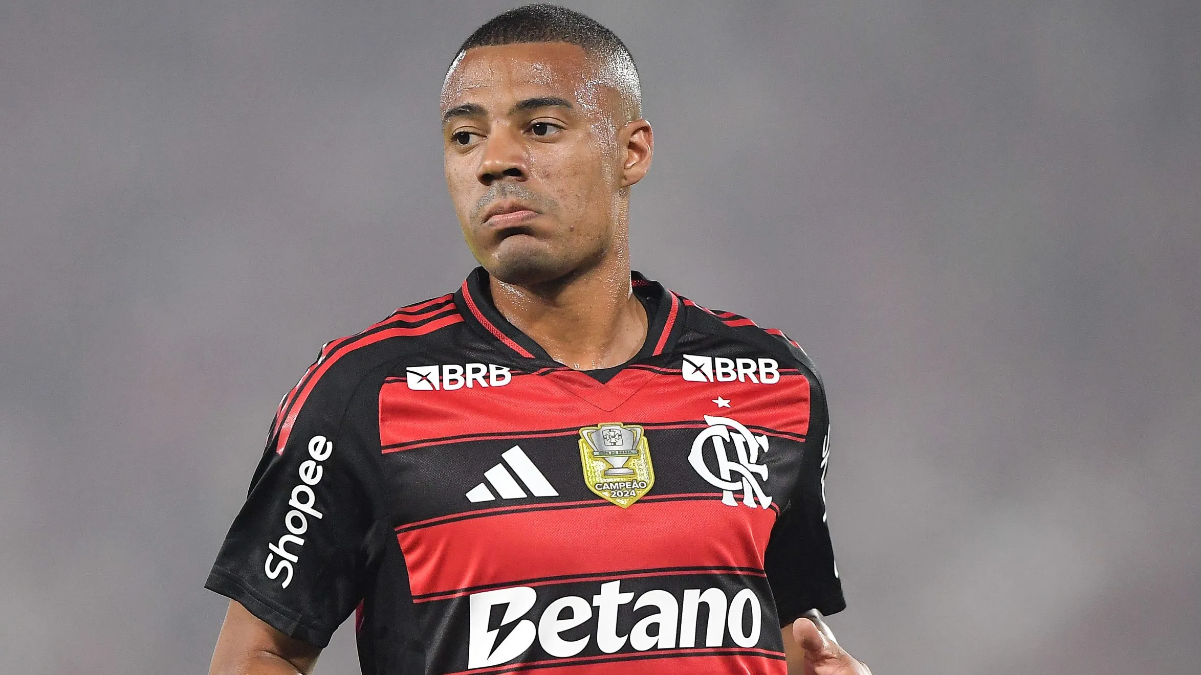 De La Cruz ficou de fora dos relacionados do Mengão – Foto: Thiago Ribeiro/AGIF