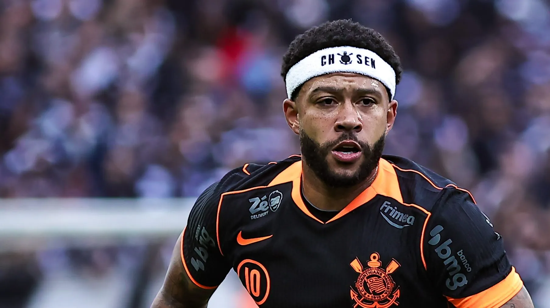 Foto: Fabio Giannelli/AGIF – Memphis, camisa 10 do Corinthians, durante partida na Neo Química Arena.