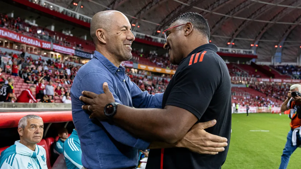 Treinadores Eduardo Jardim e Roger Machado