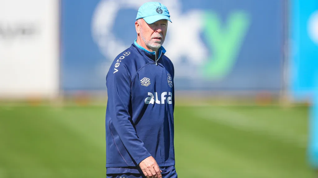 Mano Menezes, técnico do Grêmio