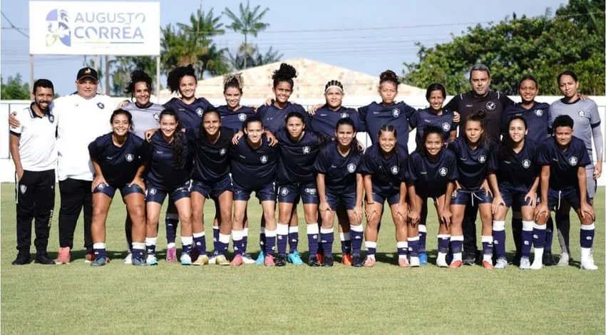 Equipe feminina do Remo. Foto: Divulgação/FPF