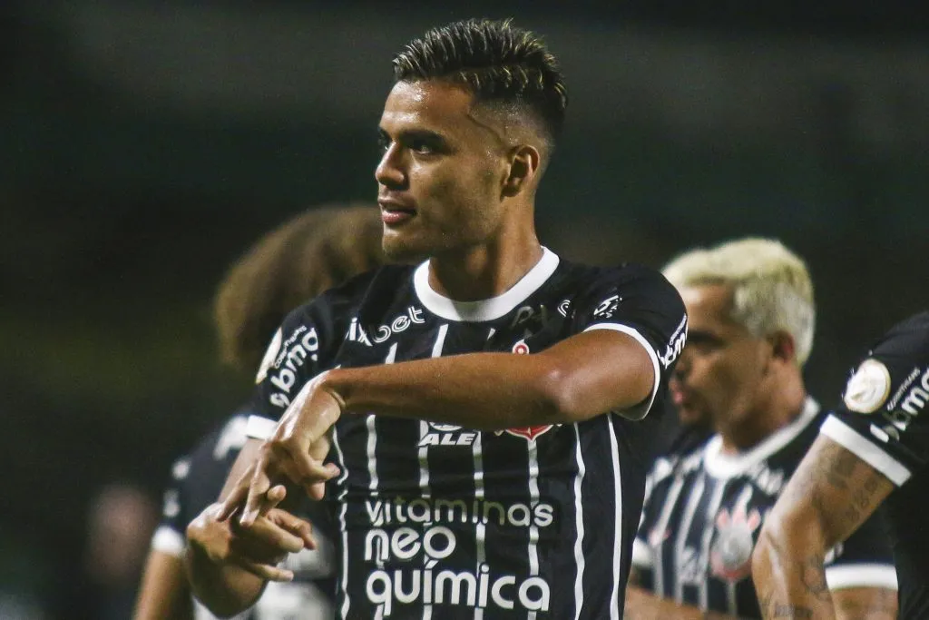 Foto: Gabriel Machado/AGIF – Fausto Vera teve seu nome vinculado ao Flamengo