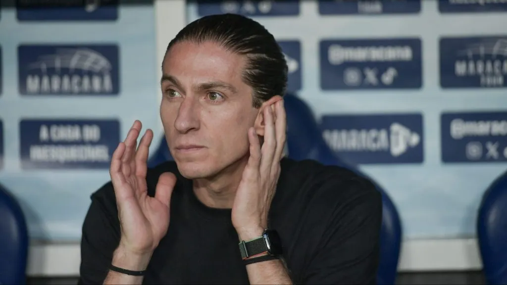Filipe Luís de Flamengo tem um elenco mais caro que do Racing – Foto: Thiago Ribeiro/AGIF