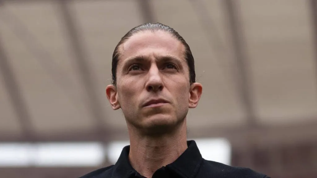 Foto: IMAGO / Carneiro Images – Filipe Luís conta com o defensor uruguaio no elenco para a próxima temporada.