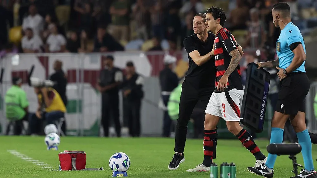 Filipe Luís no comando do Flamengo. Foto: Wagner Meier/Getty Images