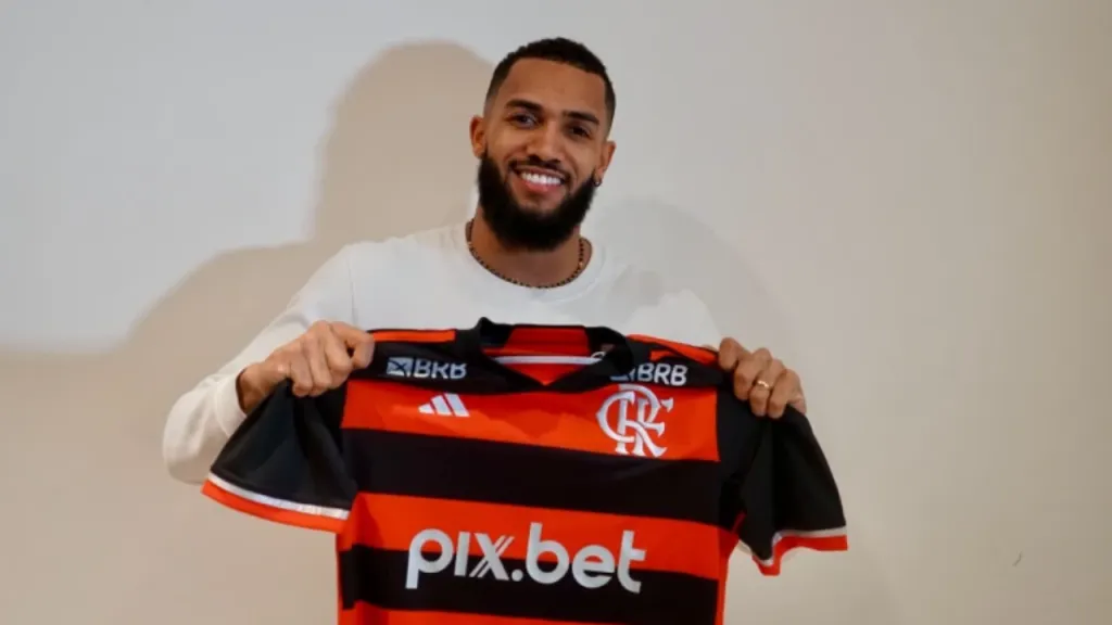 Juninho em sua apresentação pelo Flamengo. Foto: Gilvan de Souza/Flamengo
