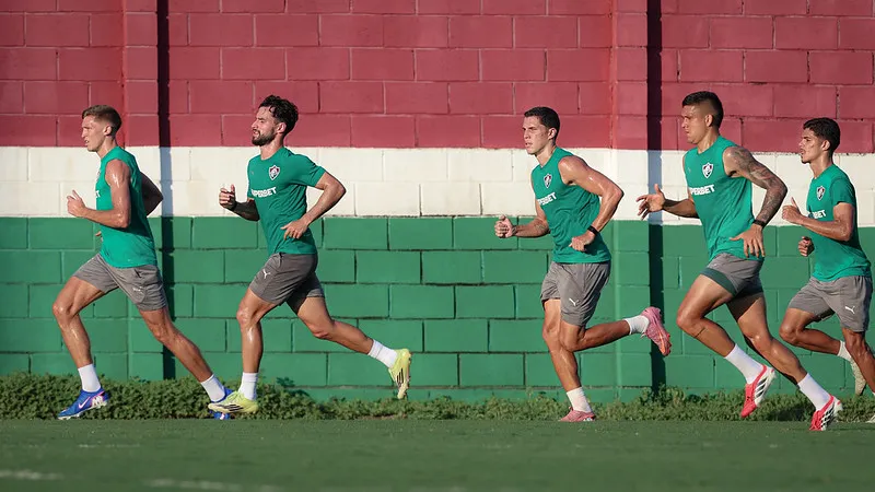 Elenco do Fluminense durante treino no CT Carlos Castilho. Foto: Marcelo Gonçalves/Fluminense FC