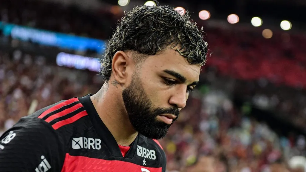 Gabigol durante partida. Foto: Thiago Ribeiro/AGIF