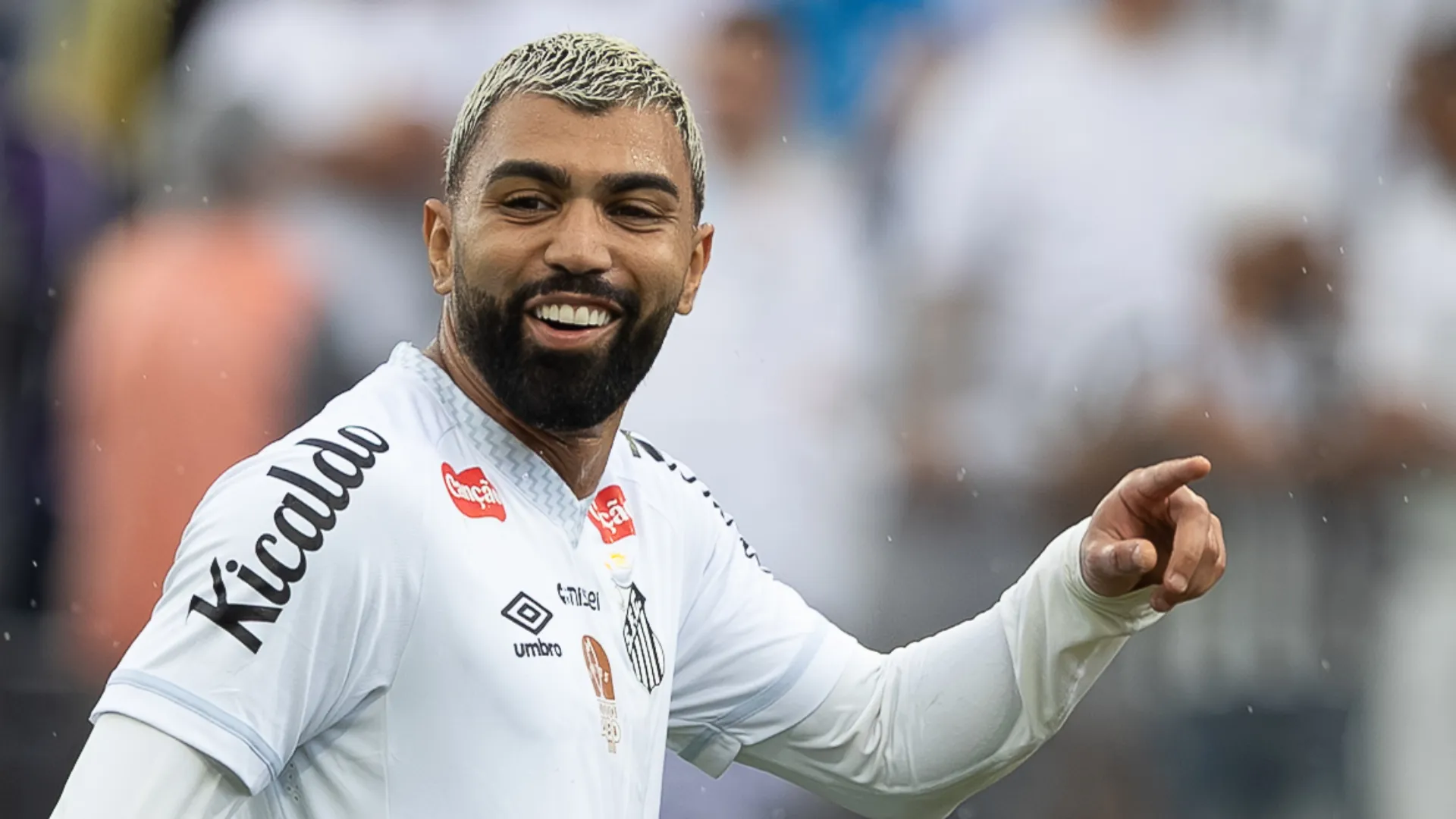 Gabigol é uma das esperanças do Santos contra o Inter – Foto: Joisel Amaral/AGIF