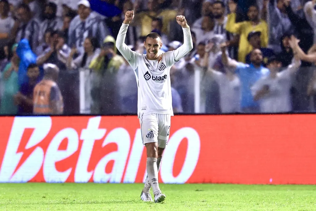 Jovem atleta comemora o gol diante do São Paulo. Foto: Marcello Zambrana/AGIF
