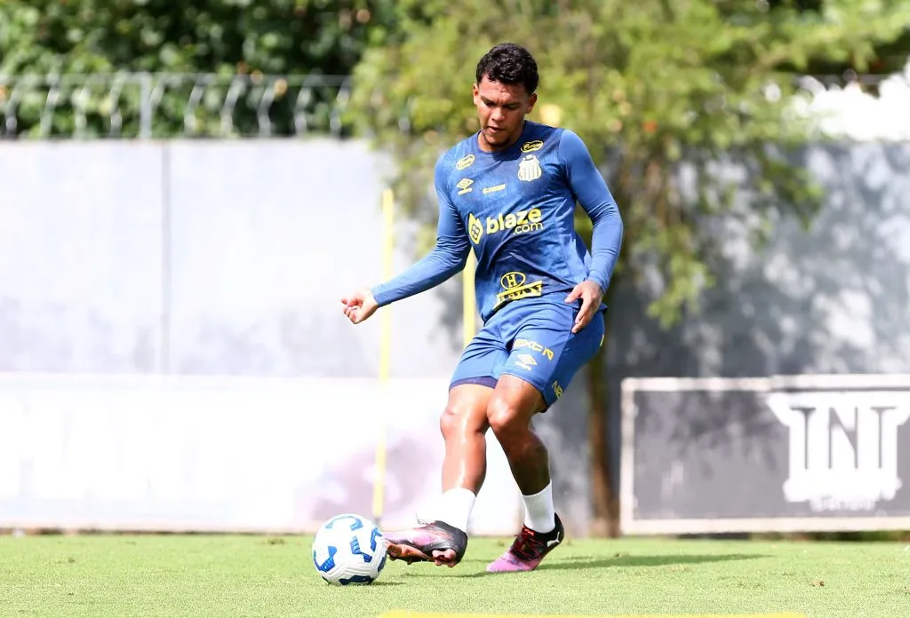 Gabriel Veron será reavaliado no Santos – Foto: Mauricio De Souza/AGIF