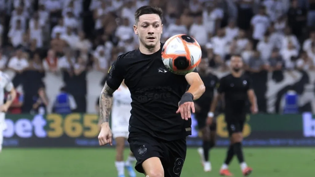 Garro expõe impacto negativo nos bastidores do Corinthians que afetou desempenho em campo – Foto: Marcello Zambrana/AGIF