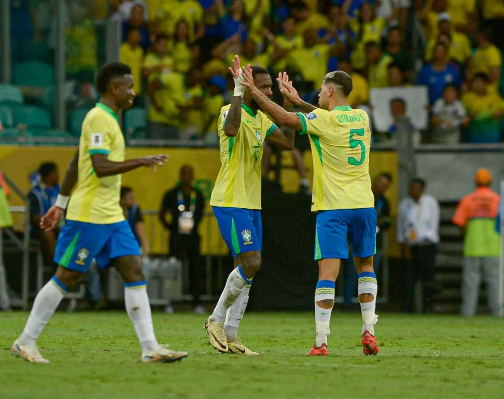 Gerson comemora o gol pela Seleção Brasileira. Foto: Jhony Pinho/AGIF