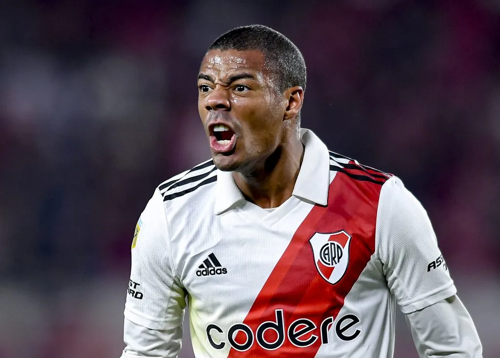 Foto: Marcelo Endelli/Getty Images – Camisa 11 do River, De La Cruz deu resposta curiosa sobre interesse do Flamengo