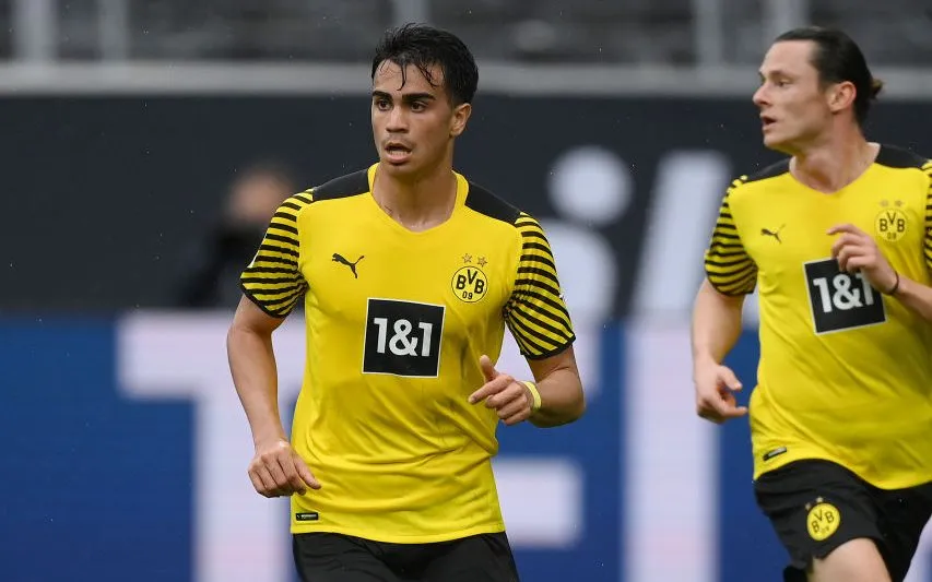 DORTMUND, GERMANY – MAY 22: Reinier Jesus Carvalho of Dortmund controls the ball during the Bundesliga match between Borussia Dortmund and Bayer 04 Leverkusen at Signal Iduna Park on May 22, 2021 in Dortmund, Germany. (Photo by Matthias Hangst/Getty Images)