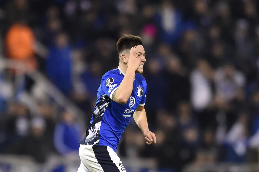 BUENOS AIRES, ARGENTINA – AUGUST 03: Rodrigo Garro of Talleres celebrates after scoring the second goal of his team during a Copa Libertadores quarter final first leg match between Velez and Talleres at Jose Amalfitani Stadium on August 03, 2022 in Buenos Aires, Argentina. (Photo by Marcelo Endelli/Getty Images)