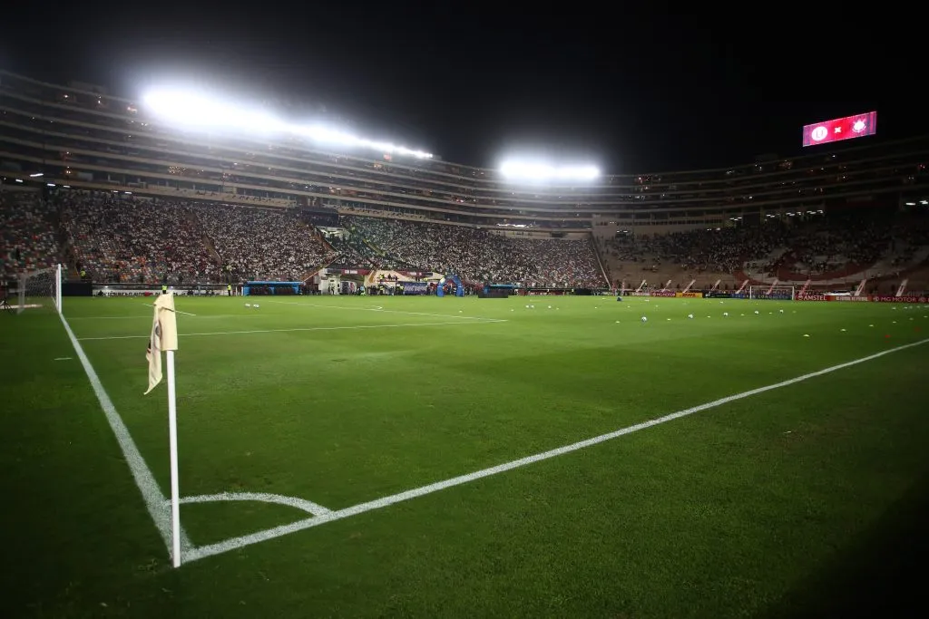 Lima fica em estado de emergência perto de decisão da Libertadores. Foto: Raul Sifuentes/Getty Images.