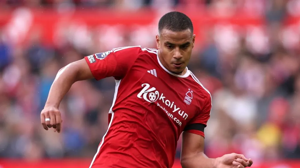 Murillo em ação neste sábado (21)
