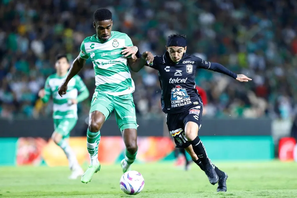 Felix Torres será reforço do Corinthians. (Photo by Leopoldo Smith/Getty Images)