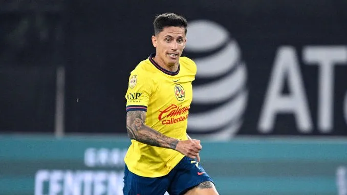 Brian Rodríguez, em partida do América-MEX