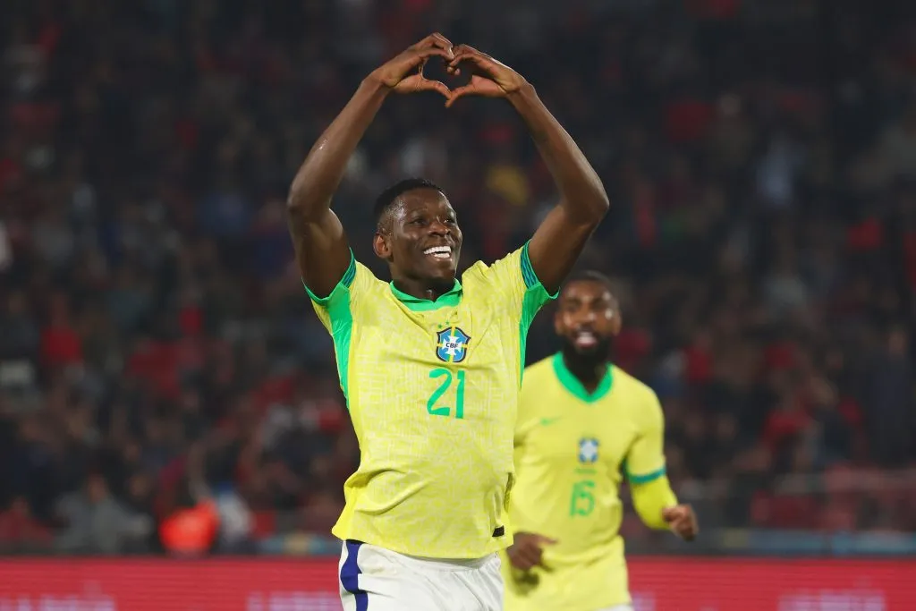 SANTIAGO, CHILE – OCTOBER 10: Luiz Henrique of Brazil  celebrates after scoring the team’s second goal during the FIFA World Cup 2026 South American Qualifier match between Chile and Brazil at Estadio Nacional de Chile on October 10, 2024 in Santiago, Chile. (Photo by Marcelo Hernandez/Getty Images)