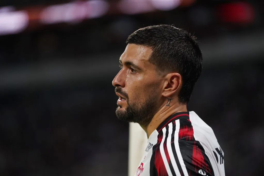 Arrascaeta pode deixar o Flamengo em 2025. Joaquín Camiletti/Getty Images.