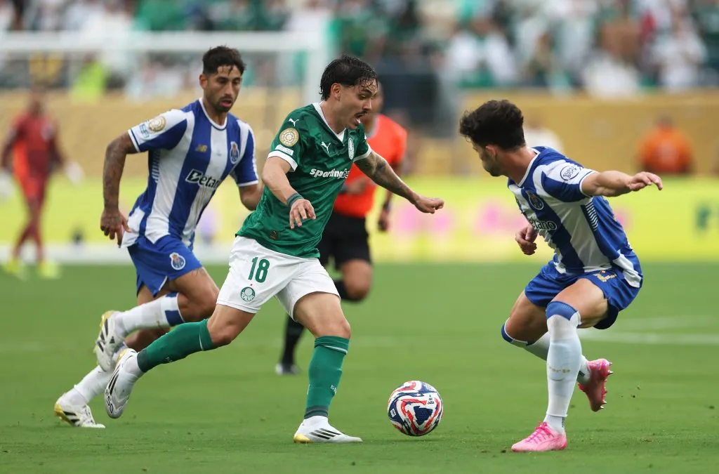 Palmeiras foi dominante praticamente toda a partida contra o Porto. (Photo by Francois Nel/Getty Images)