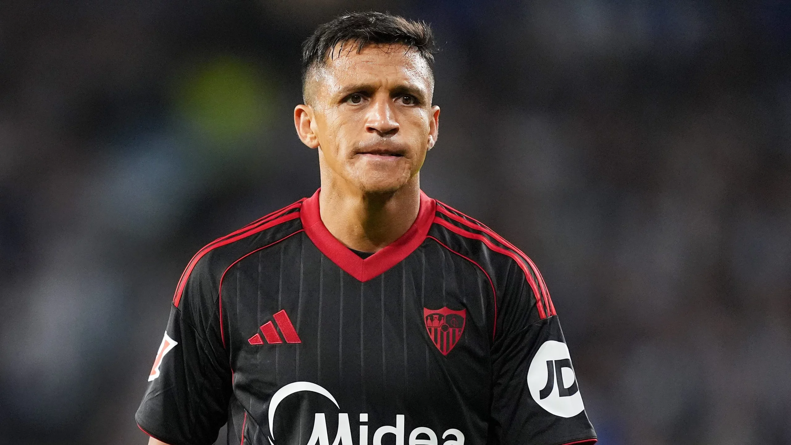 Sánchez está vinculado ao Sevilla - (Photo by Juan Manuel Serrano Arce/Getty Images).