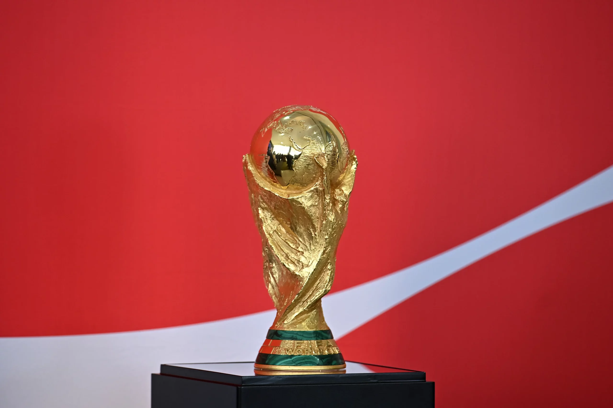BRASILIA, BRAZIL – FEBRUARY 26: View of the World Cup trophy, as part of the FIFA Trophy Tour at Planalto Palace on February 26, 2026 in Brasilia, Brazil. The tour makes 75 stops in over 150 day and after stopping in São Paulo and Rio de Janeiro, it arrived at the Planalto Palace, where the 2027 Women’s World Cup Trophy will also be presented. The 2026 FIFA World Cup will be held in Canada, Mexico, and the United States. (Photo by Ton Molina/Getty Images)