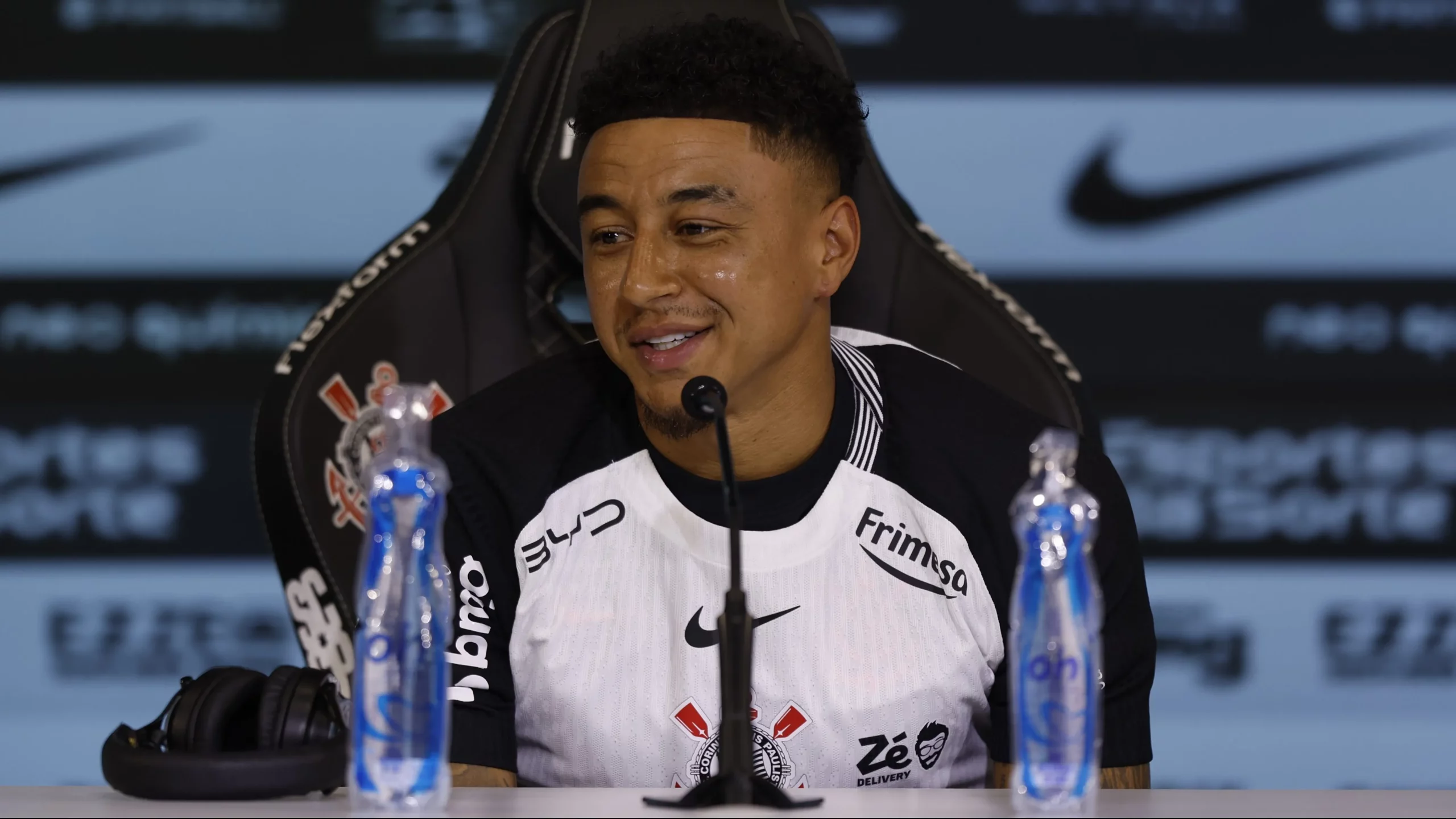 Jesse Lingard não vai jogar no clássico - (Photo by Miguel Schincariol/Getty Images).