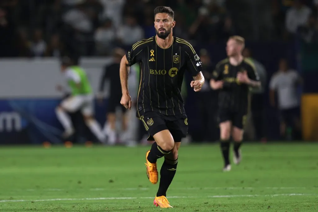 Giroud faz parte do elenco do clube norte-americano. Photo by Kaelin Mendez/Getty Images