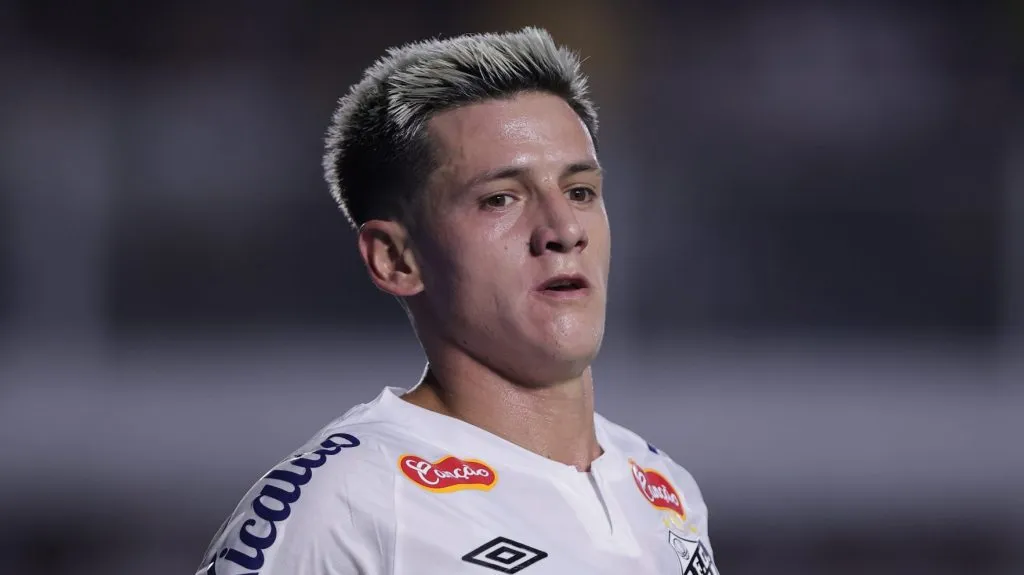 Foto: Ettore Chiereguini/AGIF – Godoy tem contrato até dezembro no Santos e ganha nova chance com o técnico santista.